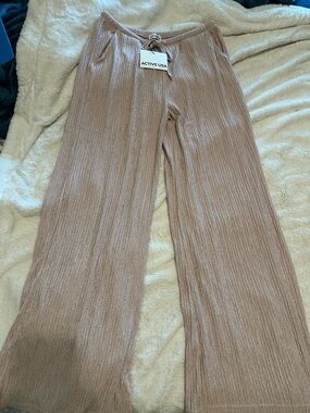 Active USA Ribbed Wide-Leg Pants in Taupe Beige
